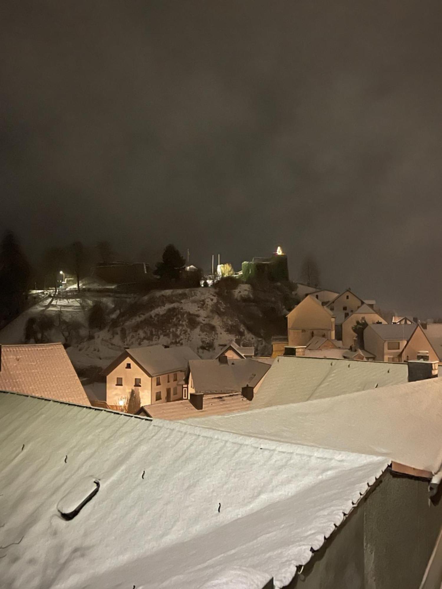 Ferienhaus Eifelstuben Mit Charme - Bauernstube Vulkaneifel - Naehe See Und Burgruine Ulmen Extérieur photo